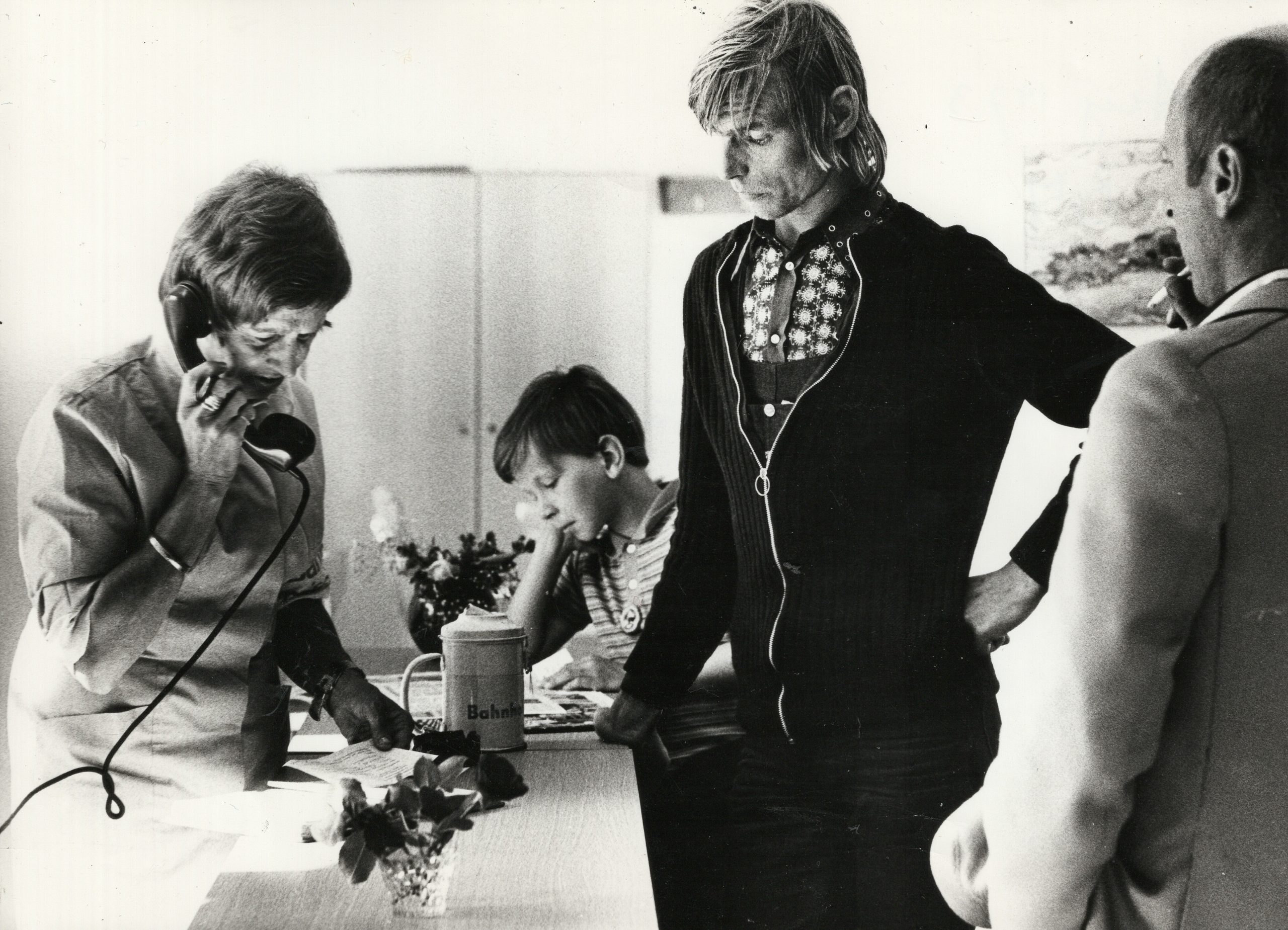 Liesel Goetze-Taylor (links) als Leiterin der Bahnhofsmission, Hamburg 1970er